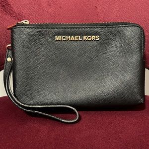 Michael Kors Wristlet